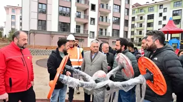 Malatya Valisi Ersin Yazıcı, deprem konutlarını inceledi