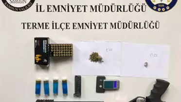 Samsun'da evde uyuşturucu ve silah ele geçirildi