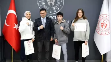 Türkiye Gençler Boks Şampiyonası'nda dereceye giren sporcular İl Müdürü'nü ziyaret etti