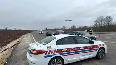 Bilecik İl Jandarma Komutanlığı Trafik Timleri 'Drone ile Denetim' çalışmalarını icra ediyorlar