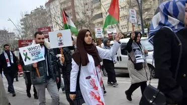 Kahramanmaraş'ta Sağlık Çalışanları İsrail'in Gazze'ye Yönelik Saldırılarına Tepki Gösterdi