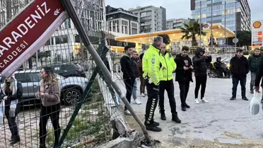 Beylikdüzü'nde E-5 yan yolda kaza: 3 kişi yaralandı