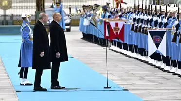 Cumhurbaşkanı Erdoğan, Azerbaycan Cumhurbaşkanı Aliyev'i resmi törenle karşıladı