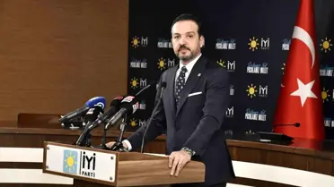 İYİ Parti Sözcüsü Kürşad Zorlu, CHP'nin yapay zeka tartışmasına değindi