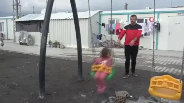 Deprem Sonrası Ölü Olarak Kaydedilen Vatandaş Bankayı İkna Edemiyor