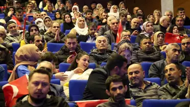 Deprem Konutları Kura ve Anahtar Teslim Töreninde Hak Sahipleri Sevinç İçinde