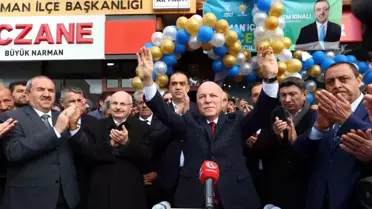 Erzurum Büyükşehir Belediye Başkanı Mehmet Sekmen, Narman'da AK Parti Seçim Koordinasyon Merkezi'nin açılışını yaptı