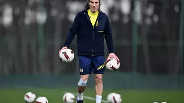 Fenerbahçeli futbolcu Çağlar Söyüncü: 'İlk hedefimiz Fenerbahçe'ye şampiyonluk yaşatmak'