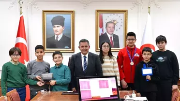 Kırşehir Valisi Buhara, BİLSEM öğrencileriyle buluştu