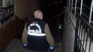 Uşak'ta Bir Kişi Apartmanın Önünde Ölü Bulundu