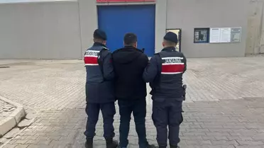 Afyonkarahisar'da 6 yıl 8 ay hapis cezası bulunan hükümlü yakalandı