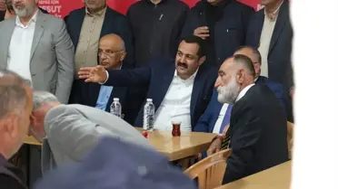 AK Parti Kepez Belediye Başkan Adayı Rıza Sümer, CHP Seçim Ofisini Ziyaret Etti