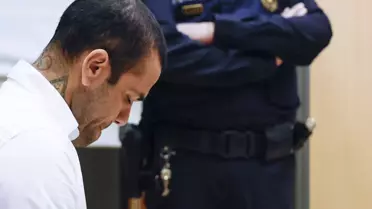Dani Alves'e cinsel saldırı suçlamasıyla hapis cezası verildi