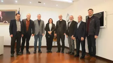 Efeler Sanayici ve İş İnsanları Derneği Başkanı ve Yönetim Kurulu Üyeleri Aydın Büyükşehir Belediye Başkanı'nı Ziyaret Etti