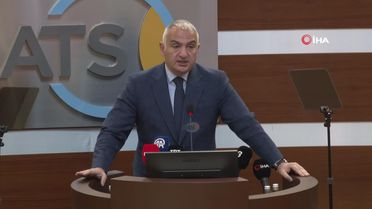 Bakan Ersoy: 'Mavi bayrağımızı kaybedersek turizmi kaybederiz'