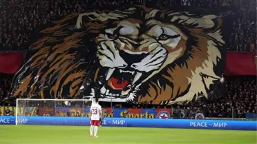 Maçın önüne geçti! Sparta Praglı taraftarlardan skandal pankart 