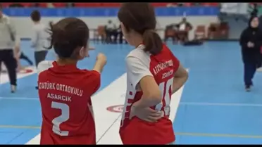 Samsun'da Floor Curling müsabakalarında Asarcık Atatürk Ortaokulu takımı başarılı oldu
