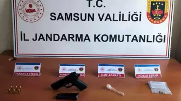 Samsun'da jandarma ekipleri araçta uyuşturucu ve silah ele geçirdi
