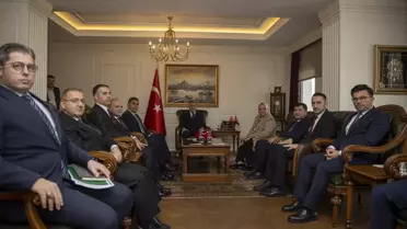 Gençlik ve Spor Bakanı Osman Aşkın Bak, Gençlere Yatırım Yapılmasını İstiyor