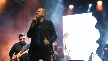 Haluk Levent, Kuşadası Belediyesi Halk Konserinde Hayranlarıyla Buluştu