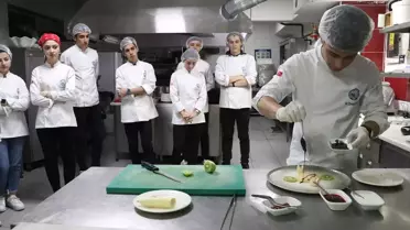 Bursalı Şef Adaylarından Uluslararası Yemek Yarışmasında 12 Altın Madalya ve Kupa