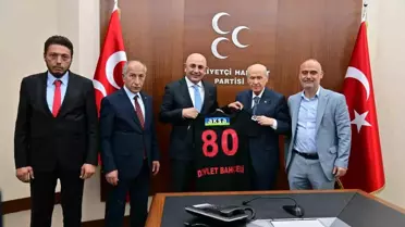 Fatih Karagümrük Başkanı Süleyman Hurma, MHP Genel Başkanı Devlet Bahçeli'yi ziyaret etti