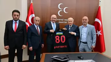 MHP Genel Başkanı Devlet Bahçeli, Fatih Karagümrük Spor Kulübü Başkanı Süleyman Hurma ve beraberindeki heyetle görüştü