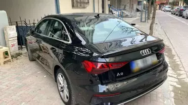 Sefaköy E-5 Karayolu'nda Öpüşen Aşıklara Cezai İşlem