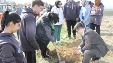 Konya Yalıhüyük'te Dut Ağacı Fidanı Dikim Programı Düzenlendi