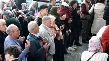 Aydın'dan Umre İbadeti İçin Yola Çıkan Kafile Dualarla Uğurlandı