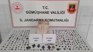 Gümüşhane'de tarihi eser operasyonu: Çok sayıda sikke ve obje ele geçirildi