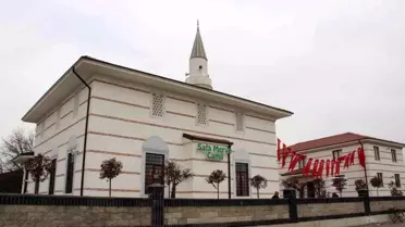 Düzce'de Safa Merve Cami dualarla ibadete açıldı