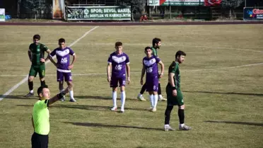 Şuhut Belediye Hisarspor - Kocaöz Belediyespor Maçında Kavga Çıktı