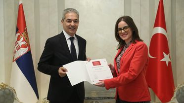 Belgrad Üniversitesi öğrencilerine Türkçe sertifikaları verildi