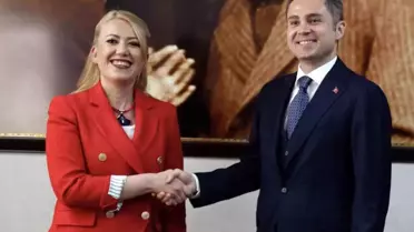 AK Parti Merkezefendi Belediye Başkan Adayı Ekrem Başer, CHP'li rakibi Şeniz Doğan'ı ziyaret etti