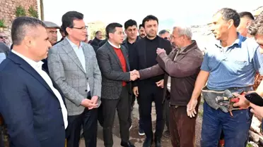Hakan Tütüncü, Kumluca ve Demre'deki çiftçilere geçmiş olsun ziyaretinde bulundu
