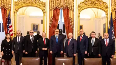 Dışişleri Bakanı Hakan Fidan, ABD Senatosu Dış İlişkiler Komitesi Başkanı Benjamin Cardin ile Görüştü