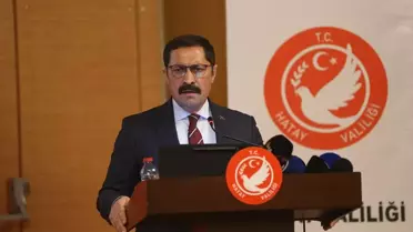 Hatay Valisi Mustafa Masatlı, İskenderun'da basın mensuplarıyla bir araya geldi