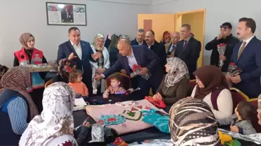 AK Parti Milletvekili Şimşek, Malazgirt'teki Kadınları Ziyaret Etti