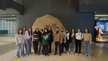 Mardin'in Midyat ilçesindeki lise öğrencileri Hasankeyf'i keşfetti