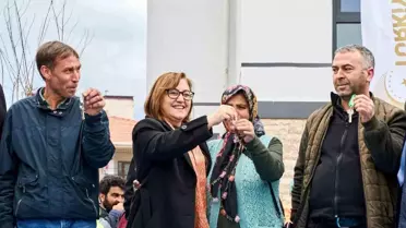 Nurdağı Bademli TOKİ Konutları'nda Anahtar Teslim Töreni Yapıldı