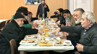 Almanya'da Ramazan ayının ilk iftarı Köln kentinde yapıldı