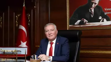 Honaz Belediye Başkanı Yüksel Kepenek İstiklal Marşı'nın kabulünü kutladı