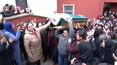 Sancaktepe'de Kadına Şiddet: Duygu Can Son Yolculuğuna Uğurlandı