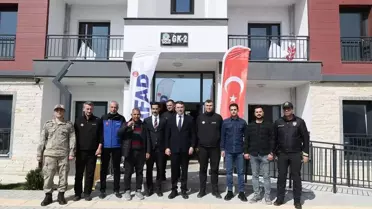 AFAD Başkanı Okay Memiş, Gaziantep'teki deprem bölgelerini ziyaret etti