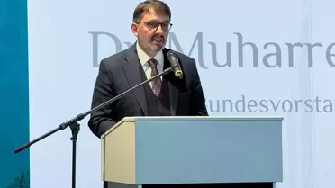 Türkler ve Almanlar Köln'de iftar programında buluştu
