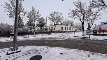Doğu Anadolu'da Kar Yağışı Devam Ediyor