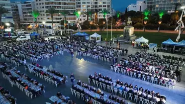 İzmir Büyükşehir Belediyesi'nin Ramazan İftarları Devam Ediyor