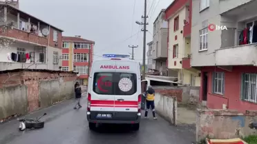Tekirdağ Çorlu'da Minibüsün Elektrik Direği ve Çöp Konteynerine Çarptığı Kaza Kamerada