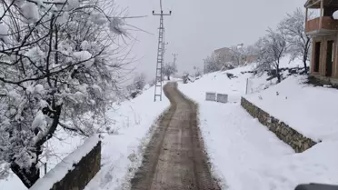 Tokat'ın Almus ilçesinde kar yağışı etkili oldu